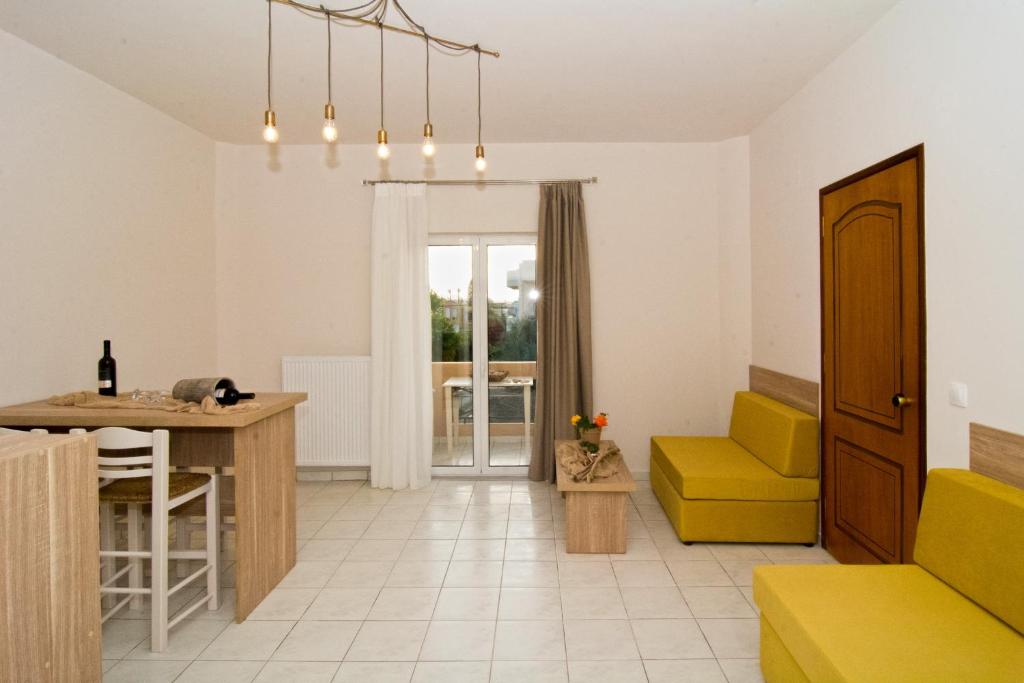 Kosmos A.G.K Studios-Apts - 8