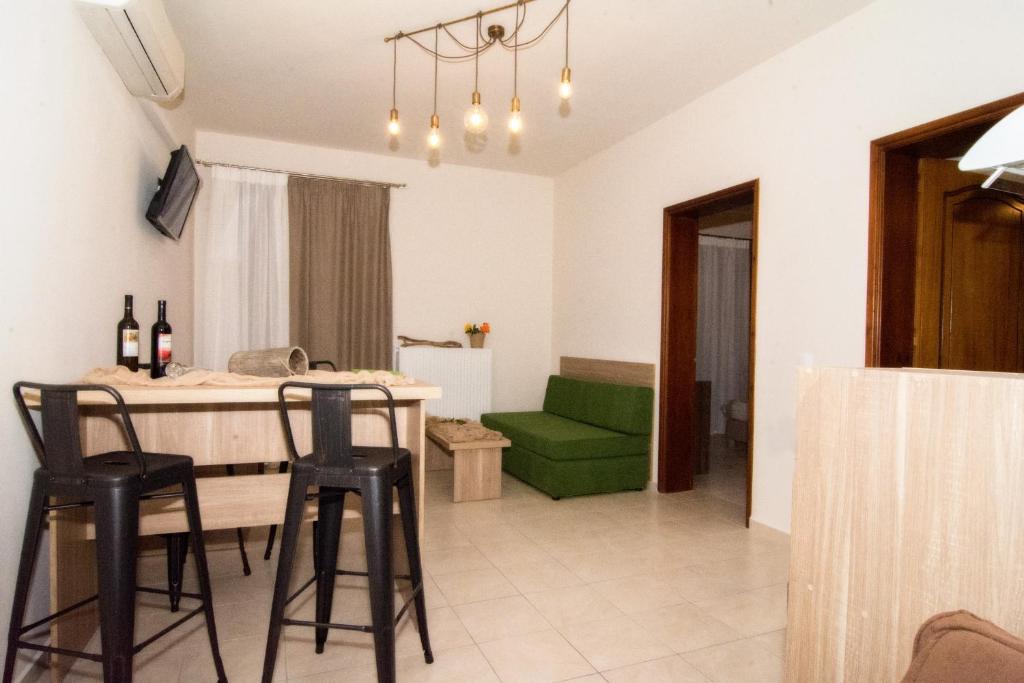 Kosmos A.G.K Studios-Apts - 13