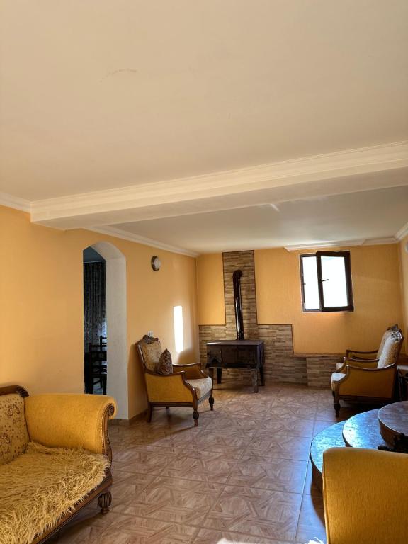 Posezení v ubytování Guest House Victor