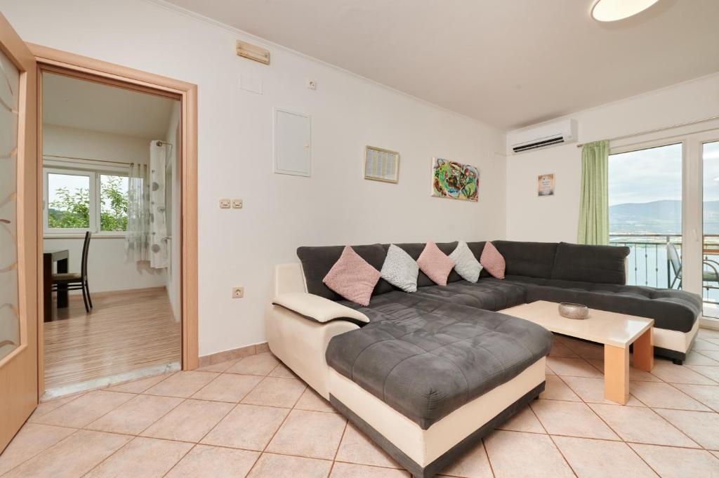 Posedenie v ubytovaní Apartment Ugrina