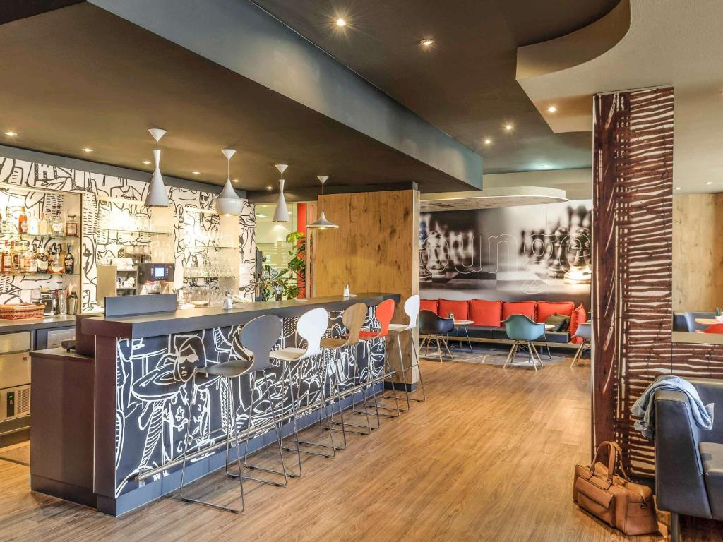 Lounge nebo bar v ubytování Ibis Wien Mariahilf