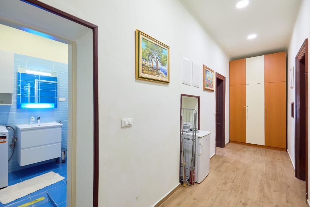 Postel nebo postele na pokoji v ubytování Spacious 4 Bedroom Dubrovnik Apartment