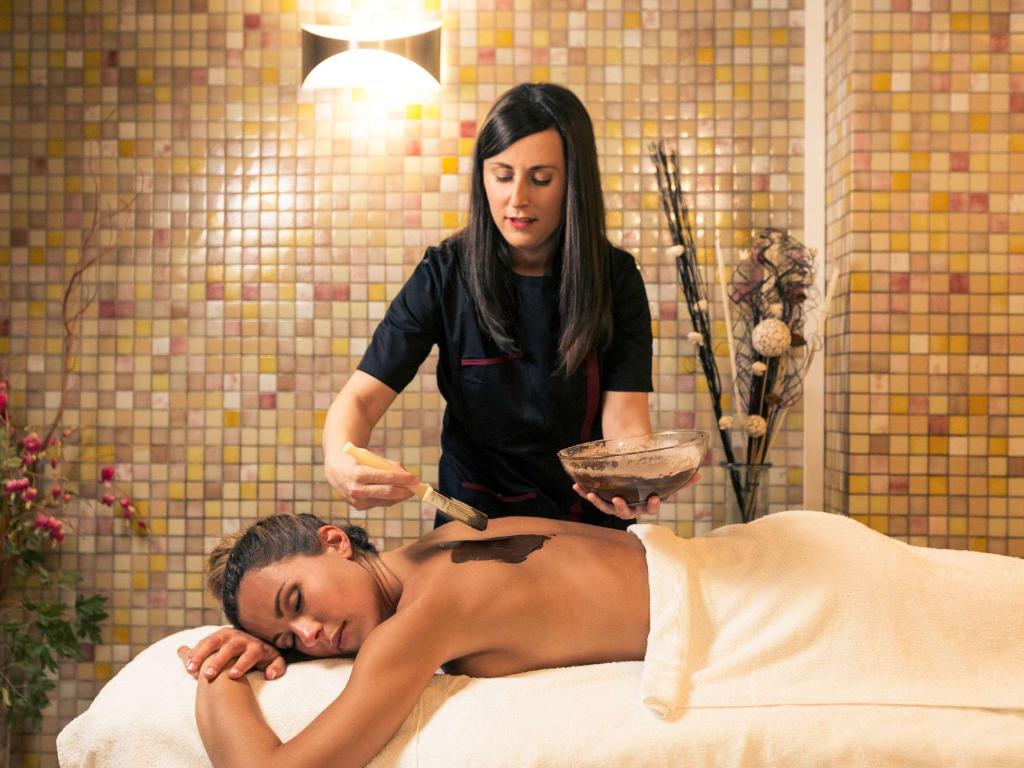 Lázně a/nebo wellness v ubytování Hotel Mercure Jardines de Albia