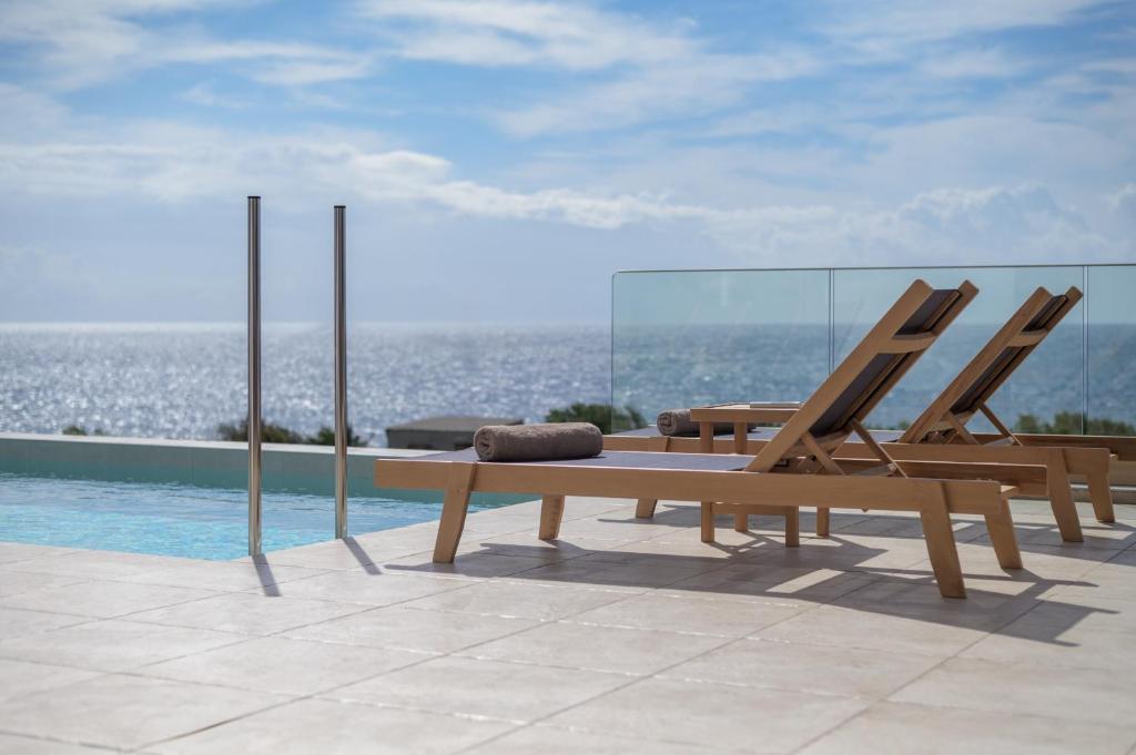 Kolam renang di atau dekat dengan Windless SeaView Villa, with Pool & Hot Tub, By ThinkVilla