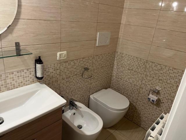 Koupelna v ubytování B&B Le Comari Salentine