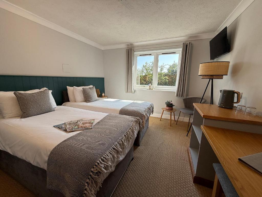 The River Haven Hotel - 