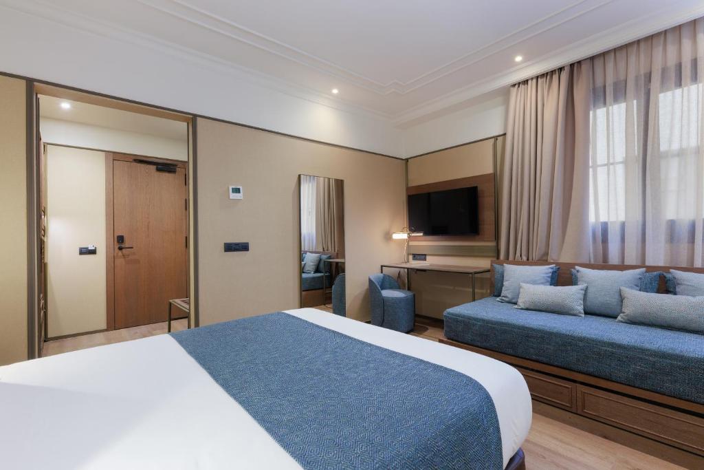 Hotel Medinaceli New reopening 2025 - Resim 23