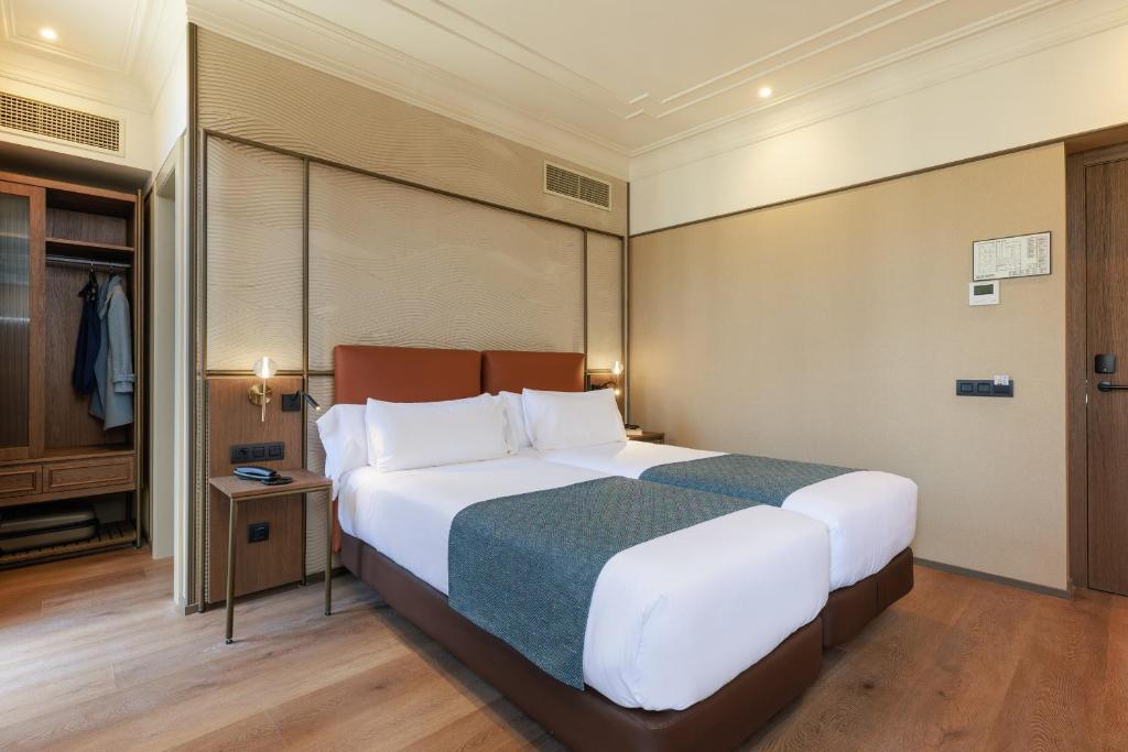 Hotel Medinaceli - 6