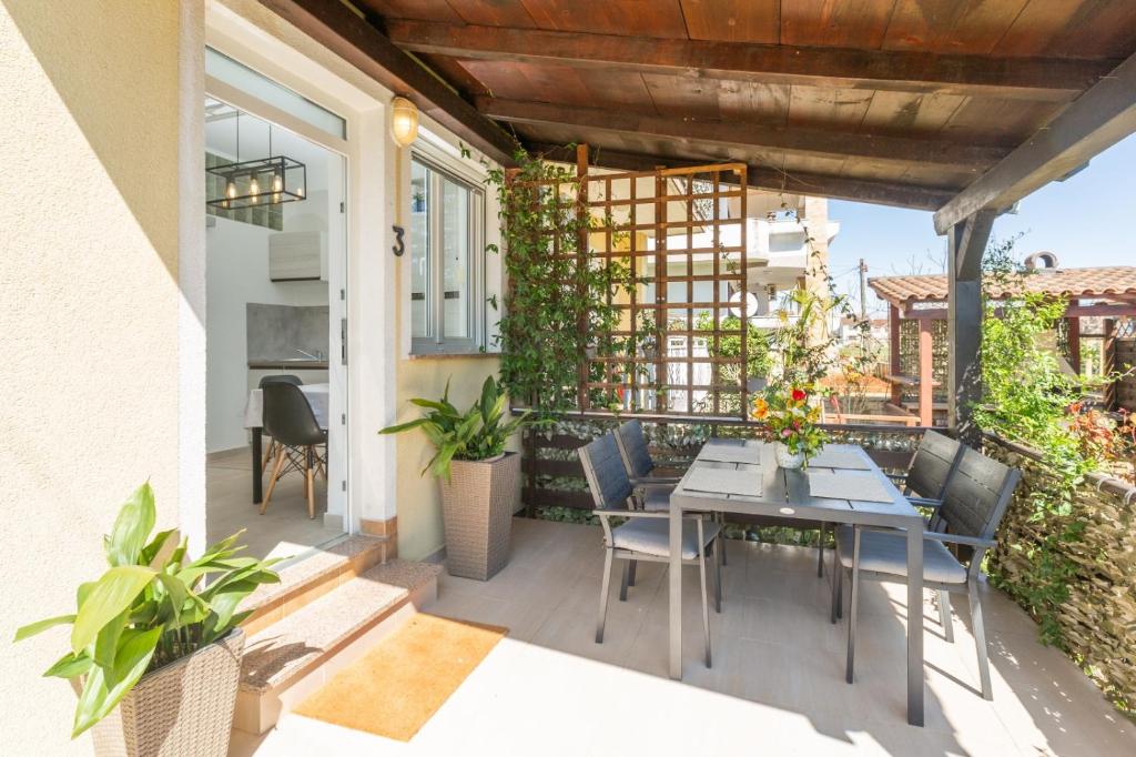 Trbović Apartments Peaceful stay with Free Parking, Pet-Friendly, and Bike Storage in Umag - 13