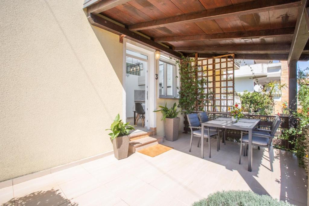 Trbović Apartments Peaceful stay with Free Parking, Pet-Friendly, and Bike Storage in Umag - 14