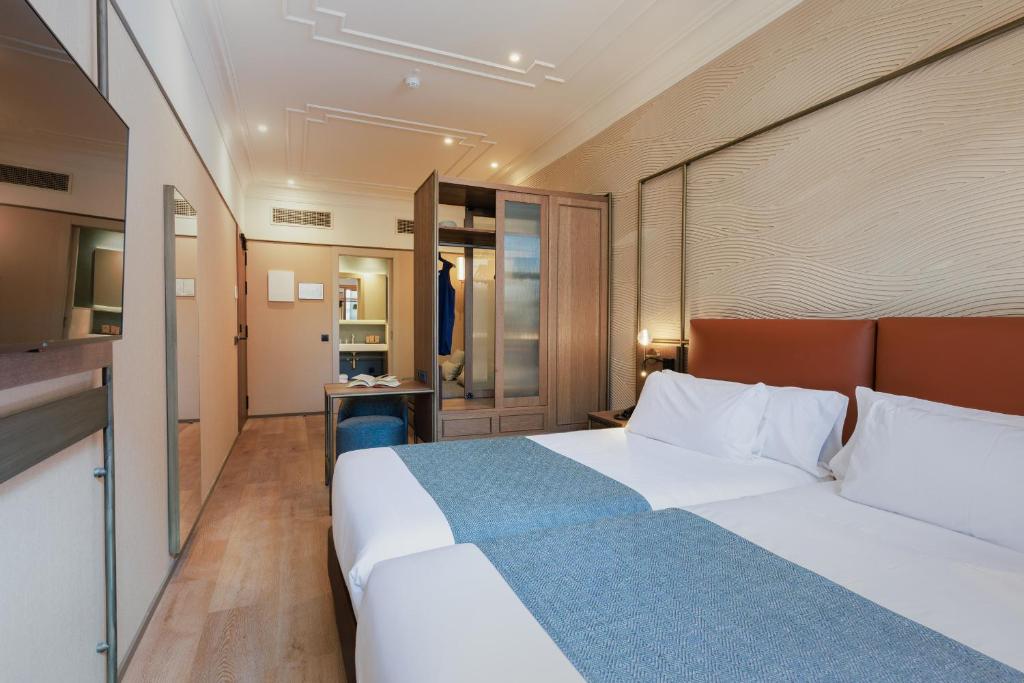 Hotel Medinaceli New reopening 2025 - Resim 38