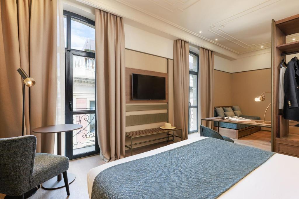 Hotel Medinaceli New reopening 2025 - Resim 2