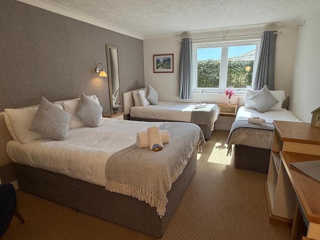 The River Haven Hotel - 