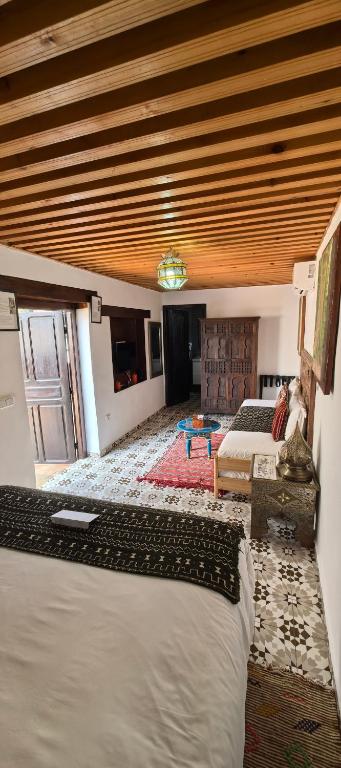 Letto o letti in una camera di Dar Mounia