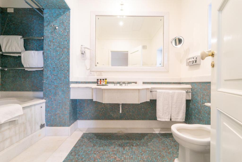 Ванная комната в Relais Villa San Martino