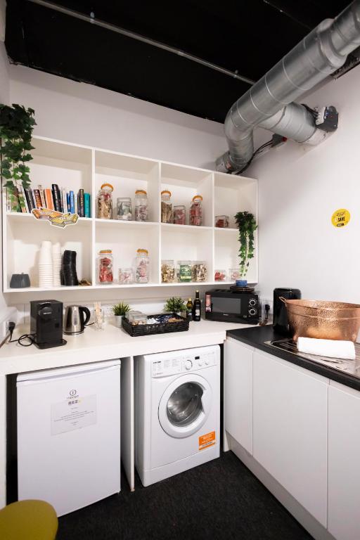 REZz Temple Bar, Dublin - Resim 4