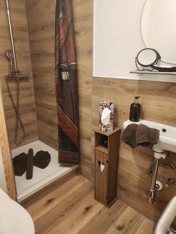 Gästehaus Susanne - Double Room With Private External Bathroom