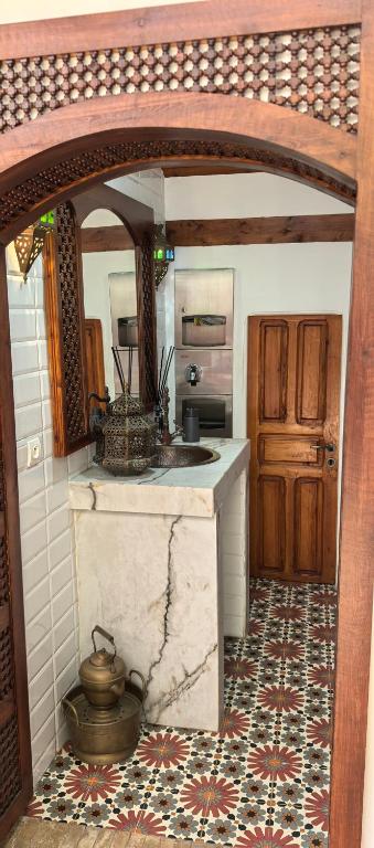 Dar Mounia - Double Room (1 Adult + 1 Child)