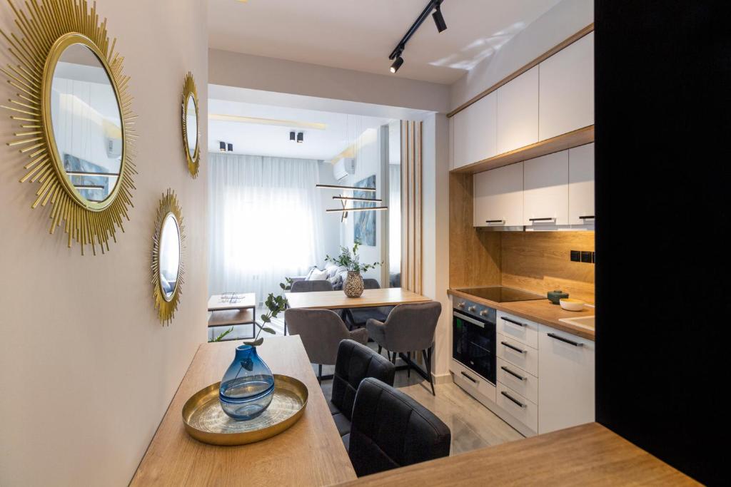 Alicia by halu! Central 2BD apartment