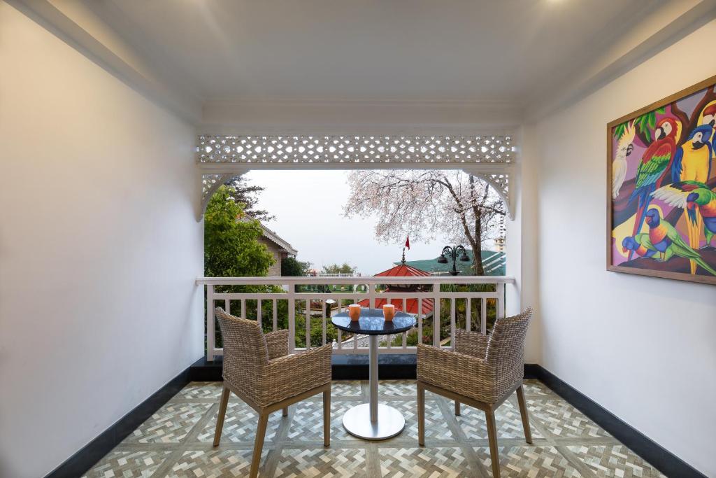 MAYFAIR Himalayan Spa Resort photo