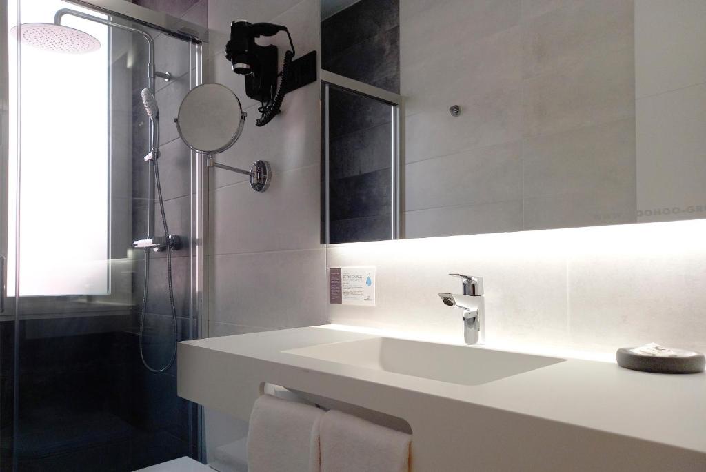 Woohoo Rooms Unique Madrid - 16