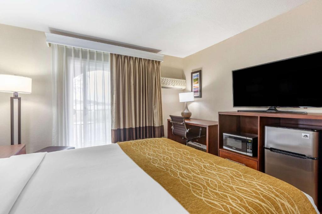 Comfort Inn Escondido San Diego North County - Standaard Kamer, 1 Queensize Bed, Niet-roken