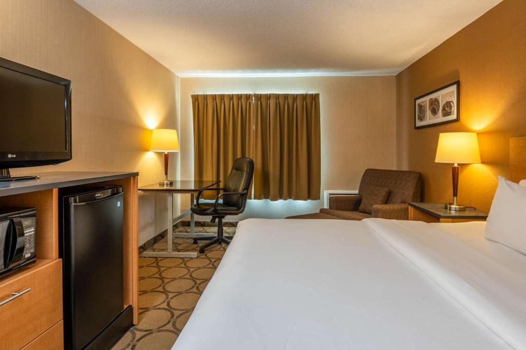 Postel nebo postele na pokoji v ubytování Comfort Inn