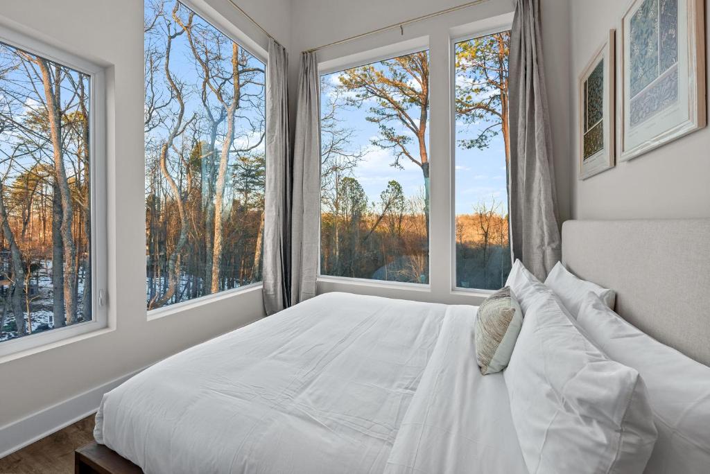 Ένα ή περισσότερα κρεβάτια σε δωμάτιο στο Adamina Canyon Luxurious, Canyon View 5BR,3BTH