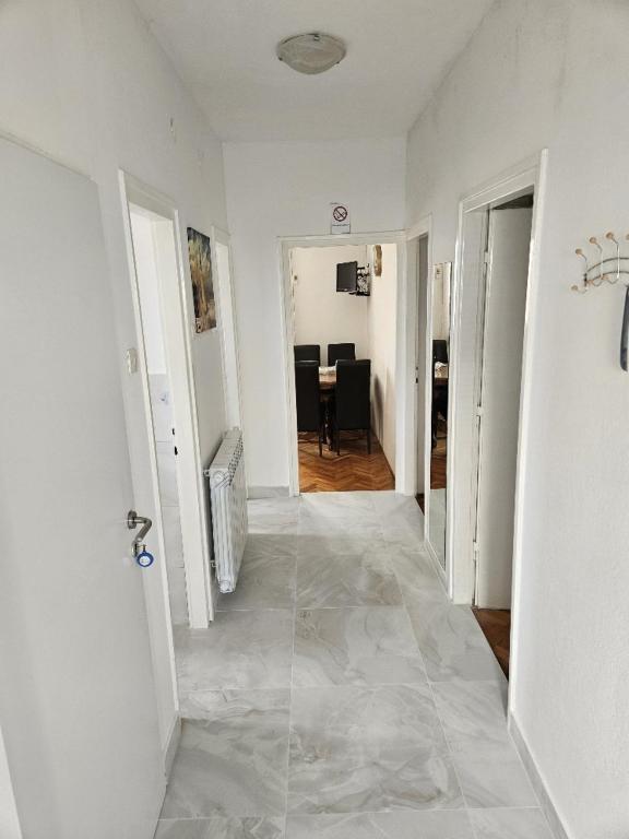 Kuchyňa alebo kuchynka v ubytovaní Apartments Amalia