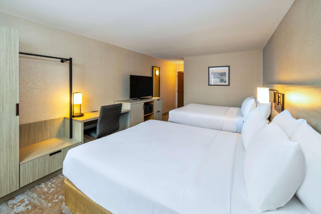 Postel nebo postele na pokoji v ubytování Comfort Inn