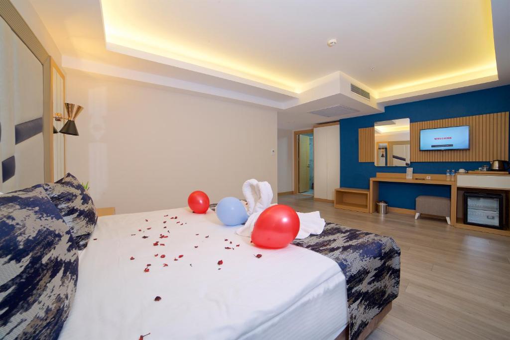 Letto o letti in una camera di Downtown Sirkeci Hotel