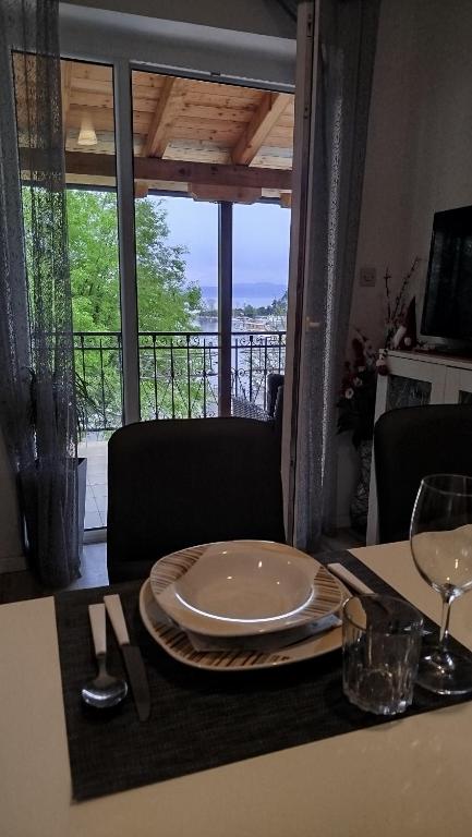 Zdjęcie z galerii obiektu Apartmani Senka w mieście Ika