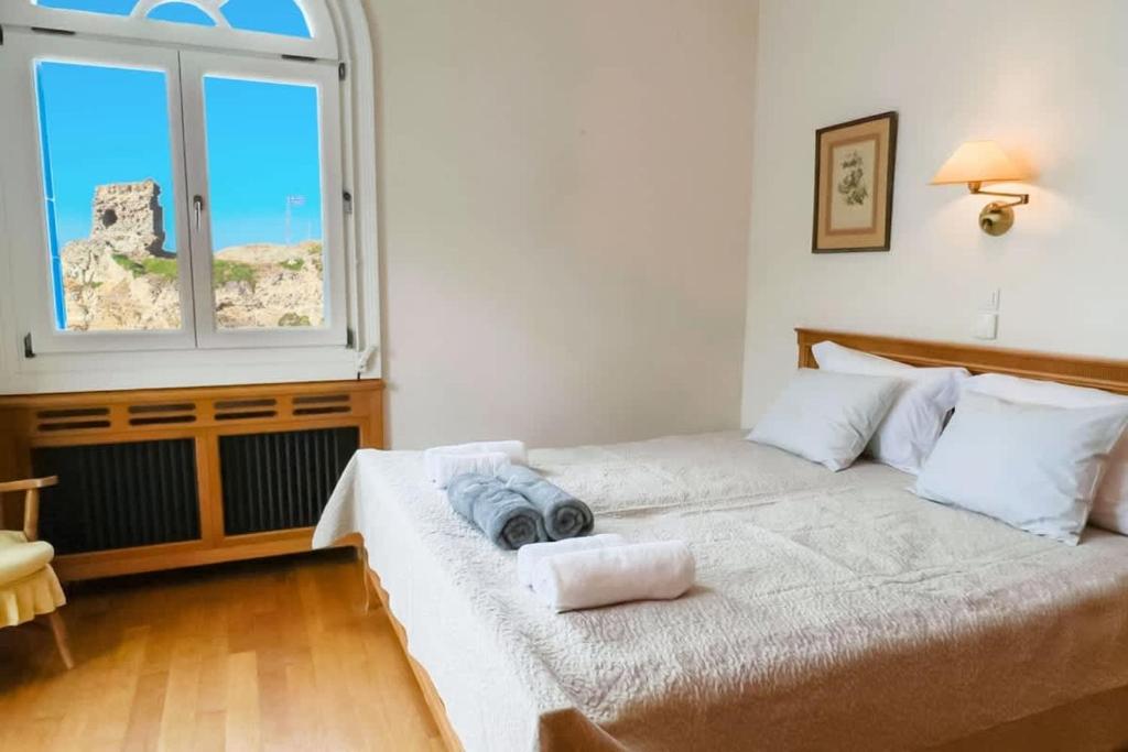 Photo de la galerie de l'établissement Boutique BnB Sea Views & Breakfast - Suite 2R, à Andros