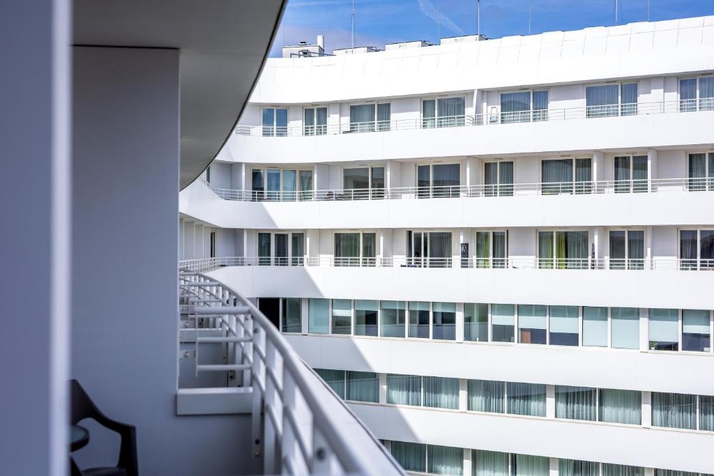 About Art Apartments - Ovo - 10