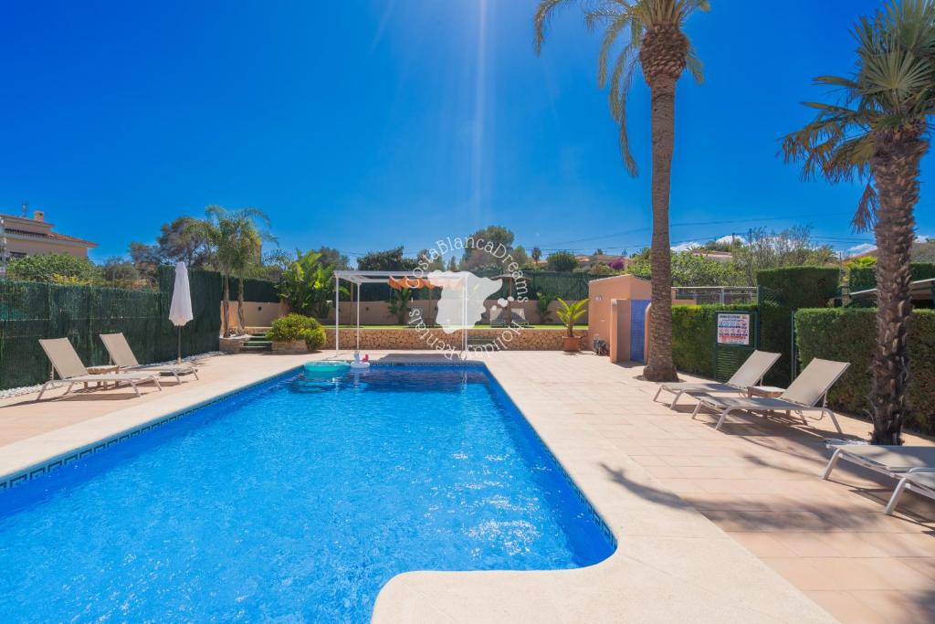 Bazén v ubytování CostaBlancaDreams Casa Colari 2 in Calpe nebo v jeho okolí