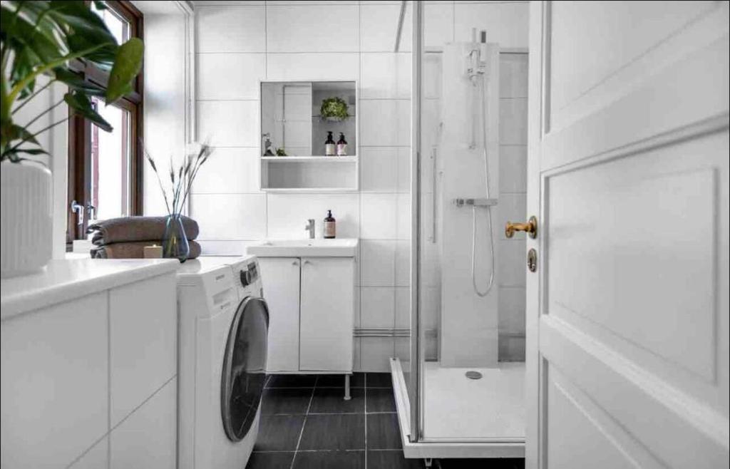 Koupelna v ubytování Small room with smart solution in central of Oslo only 2 km from the central station