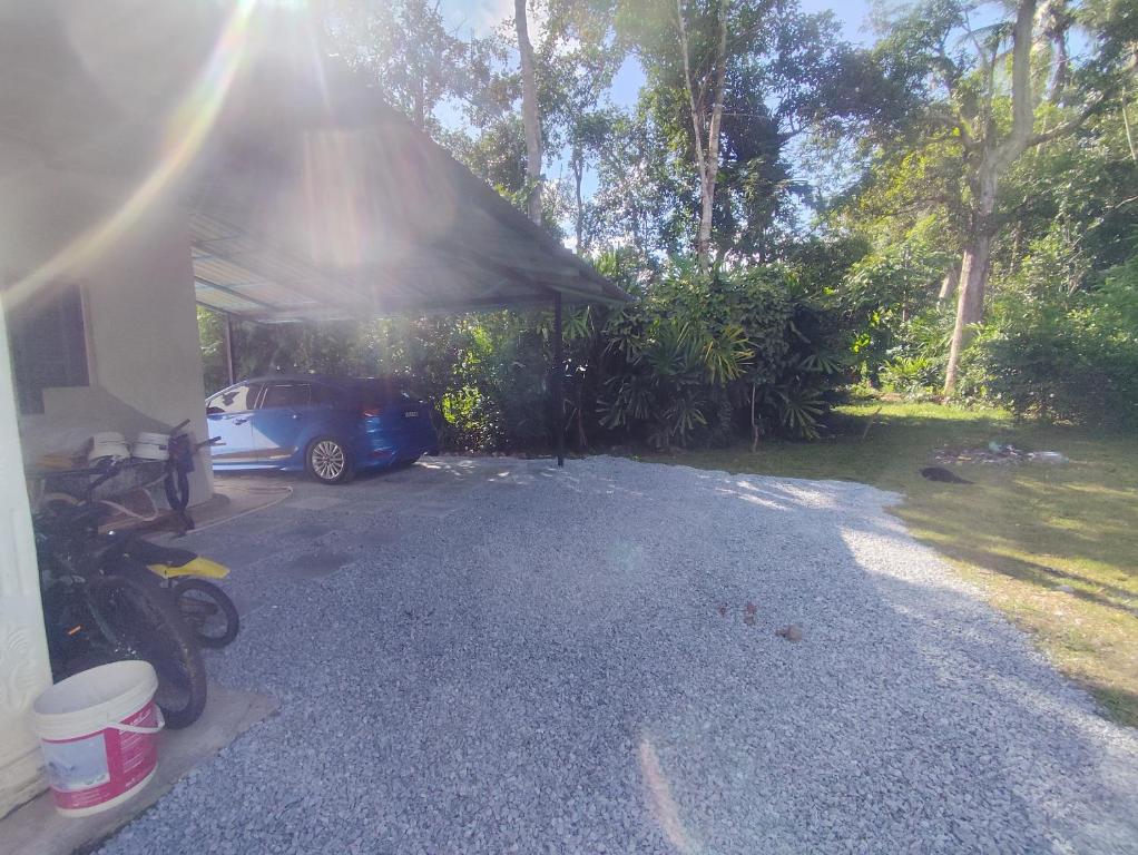 Φωτογραφία από το άλμπουμ του Sri Nawa Homestay σε Pokok Sena