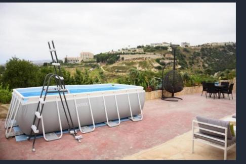 Vista general d'una muntanya o vistes d'una muntanya des de l'hostal o pensió