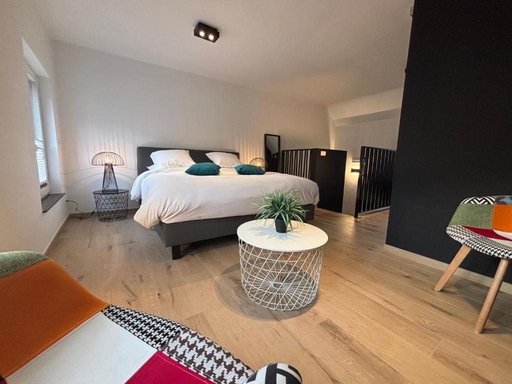 Postel nebo postele na pokoji v ubytování -1331- Chambres à louer