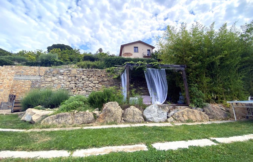 Agrilunassa Eco GuestHouse and Cottage - Double Or Twin Room