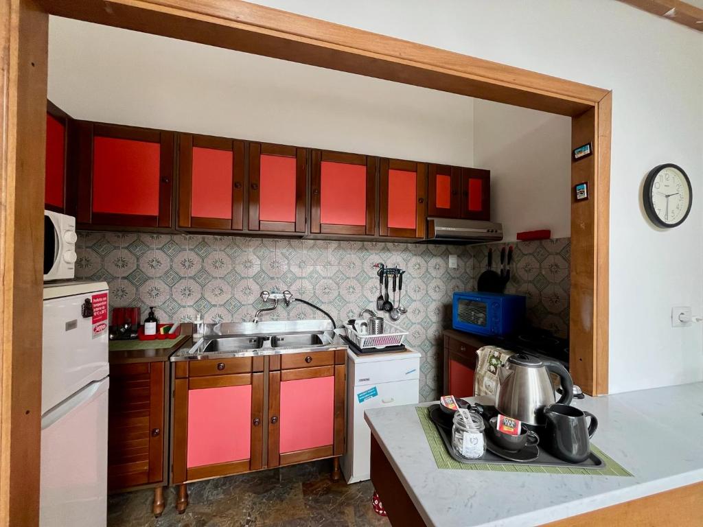 A kitchen or kitchenette at Settesanti Vintage Attic