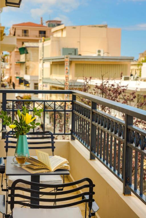 Balkón nebo terasa v ubytování Querini Luxury Suites