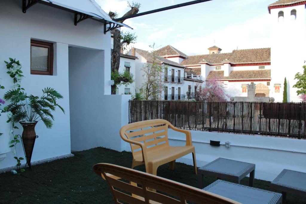 Un balcón o terraza de casa mirador de san miguel
