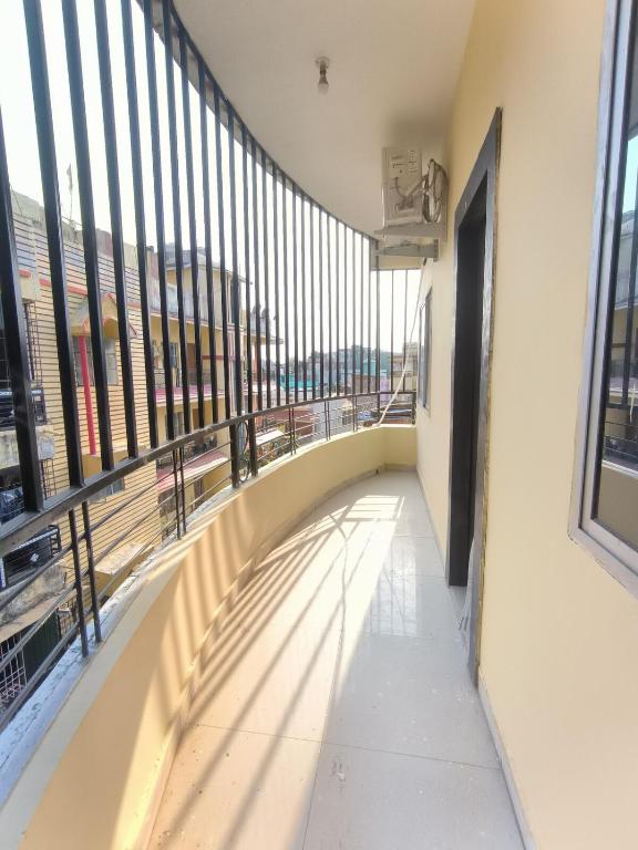 Balkón nebo terasa v ubytování Cosy 1BHK well furnished flat-Kamal Jal