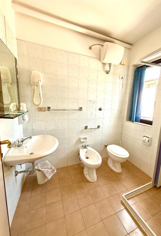 Ένα μπάνιο στο Hotel Timiama