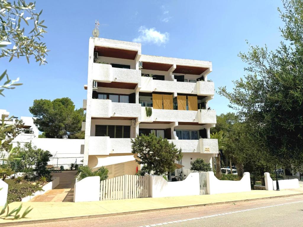 Το κτήριο όπου στεγάζεται  το διαμέρισμα