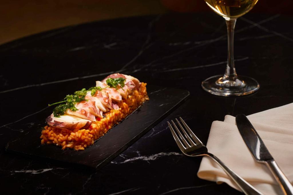 NH Collection Sevilla - Resim 25