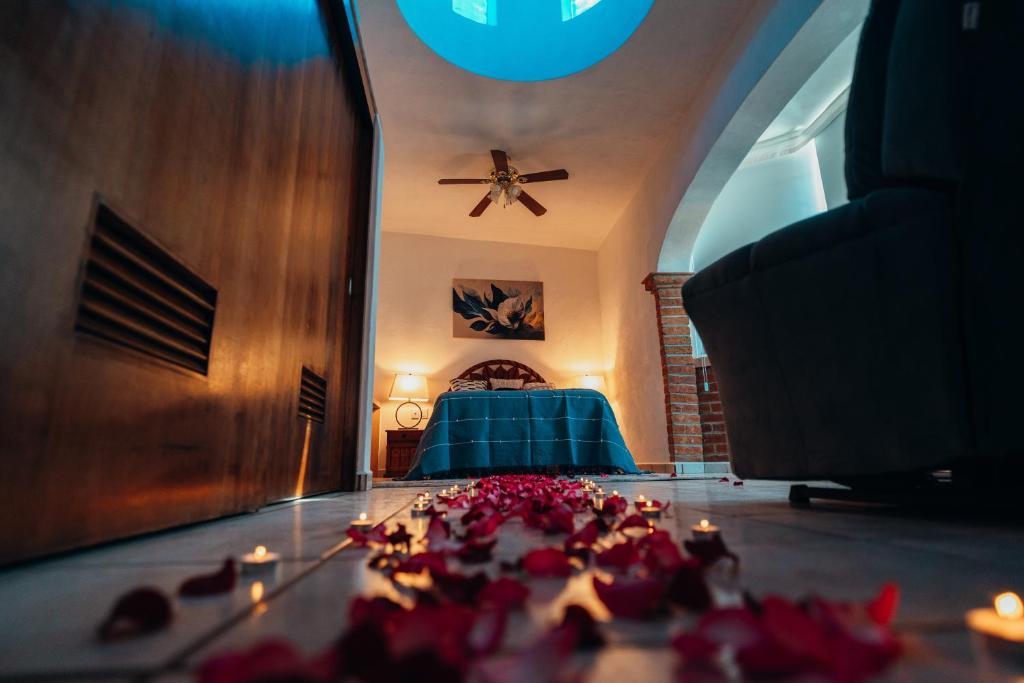 TV a/nebo společenská místnost v ubytování Boutique Hotel & Suites Hacienda Lord Twigg