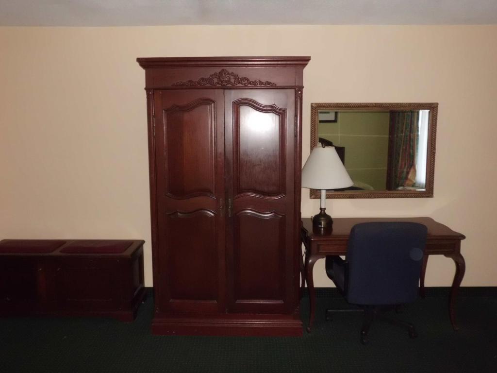 America's Best Inn & Suites-Lakeland - Tweepersoonskamer