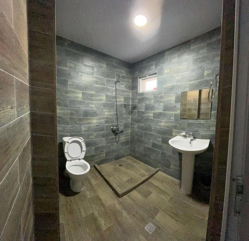 Koupelna v ubytování Madona Homestay